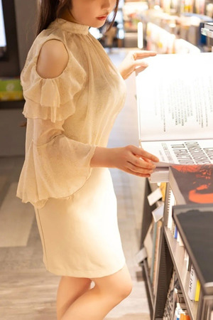 東堂 あみな photo3