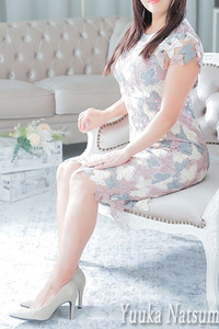 夏目ゆうか 写真