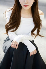 小栗もなか サムネイル photo1