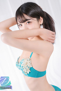 東郷ことな 写真