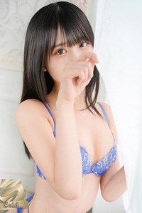 大塚えみる 写真