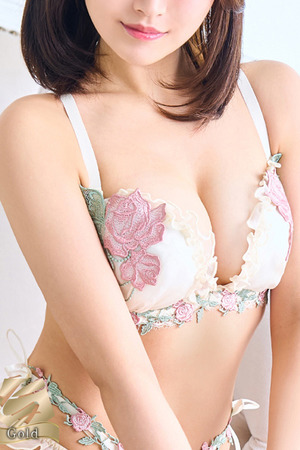 宗像ゆうか photo1