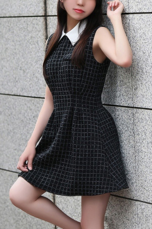 真弓 由麻 photo1