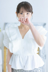 Yui サムネイル photo2