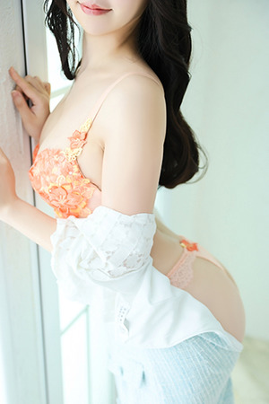Akemi photo2