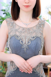 新井 恭子 写真