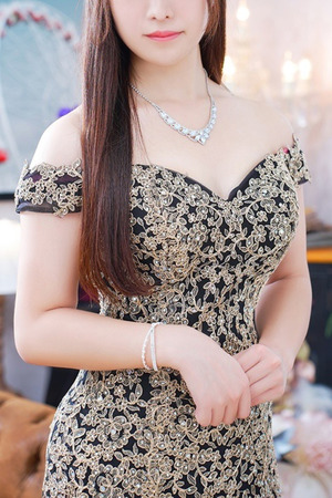 一宮 桃奈 photo1