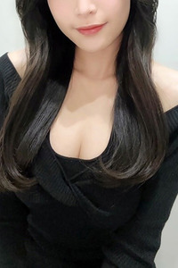 綾瀬ゆな 写真