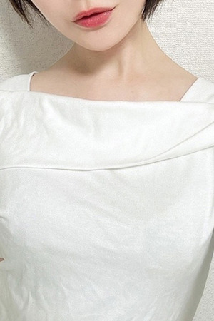 水川あずみ photo1
