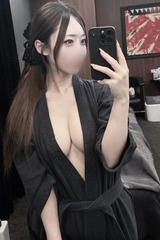みお【S級爆乳極上美女】 サムネイル photo3