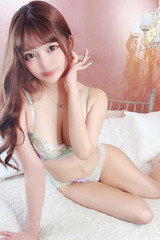 さきな【激エロ美女とE乳最高】 サムネイル photo3