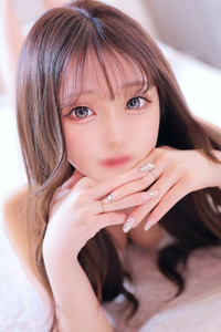 ういな【激カワ神乳大学生】 写真