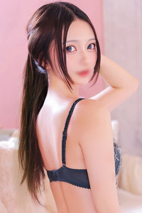 るいな【モデル系細身美女】 写真