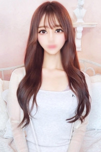 りお【見惚れる美貌】 写真