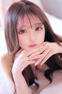 ういな【激カワ神乳大学生】 写真