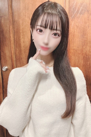 りお【清楚で細身の黒髪美女】 photo2