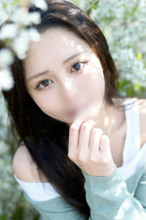 ななみ【広瀬す〇似！激かわ】 photo1