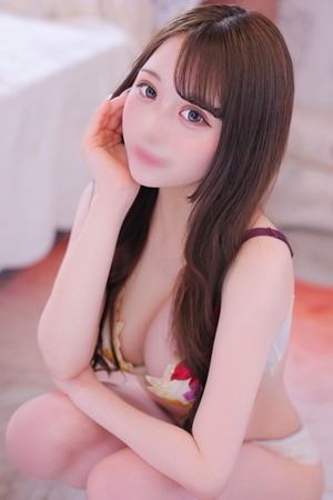 あき【ガチ18歳にガチ恋注意】 photo3
