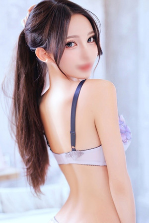 あい【ベッドでトレーニング♪】 photo1