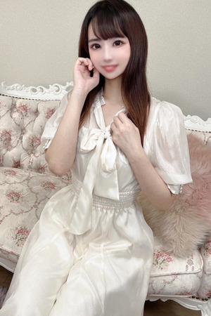 みさと【密着して濃厚キス】 photo2