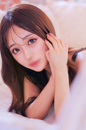 みお【S級爆乳極上美女】 photo1