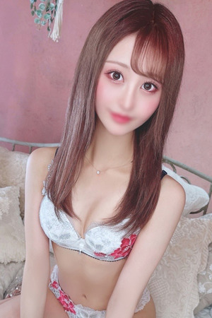 りおね【キレカワOL淫乱美女】 photo1