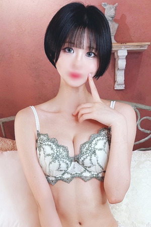 える【極スレンダーエロ女神】 photo2
