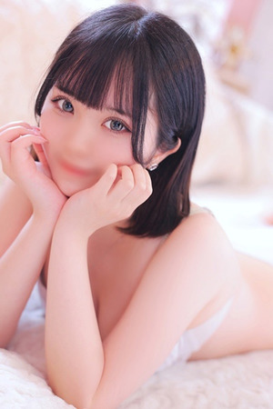 らん【黒髪美少女反則のE乳】 photo4