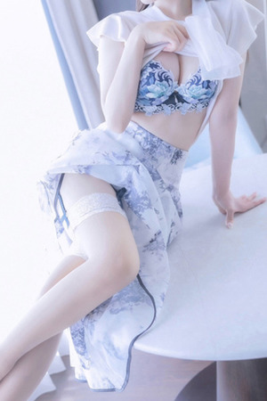 新人・澪(れい) photo4