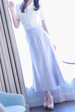新人・愛華葉(あげは) photo4