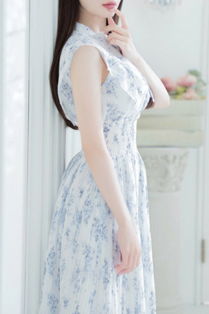 新人・澪(れい) photo1