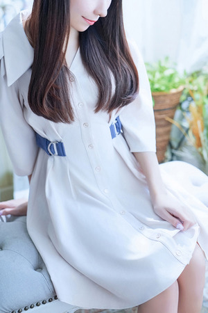 愛田　れな photo2