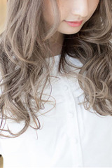 雫 サムネイル photo1