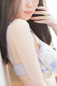 野崎　瞳(25)