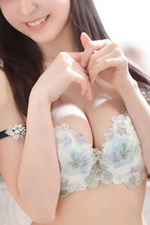 吉澤 亜美 photo1