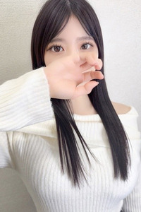 綾芽(あやめ) 写真